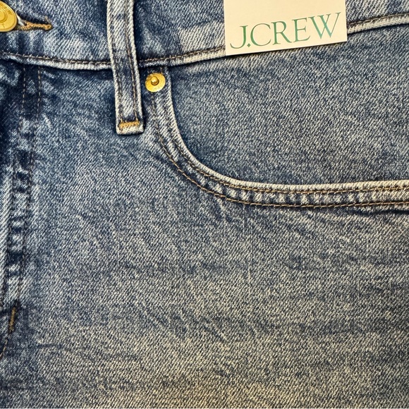 J.Crew Mid-Rise Denim Shorts Lakeshore wash - Picture 6 of 9